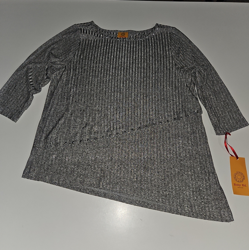 Ruby Rd. Platinm Sparkle Ribbed Layered Tunic Top - Picture 6 of 13